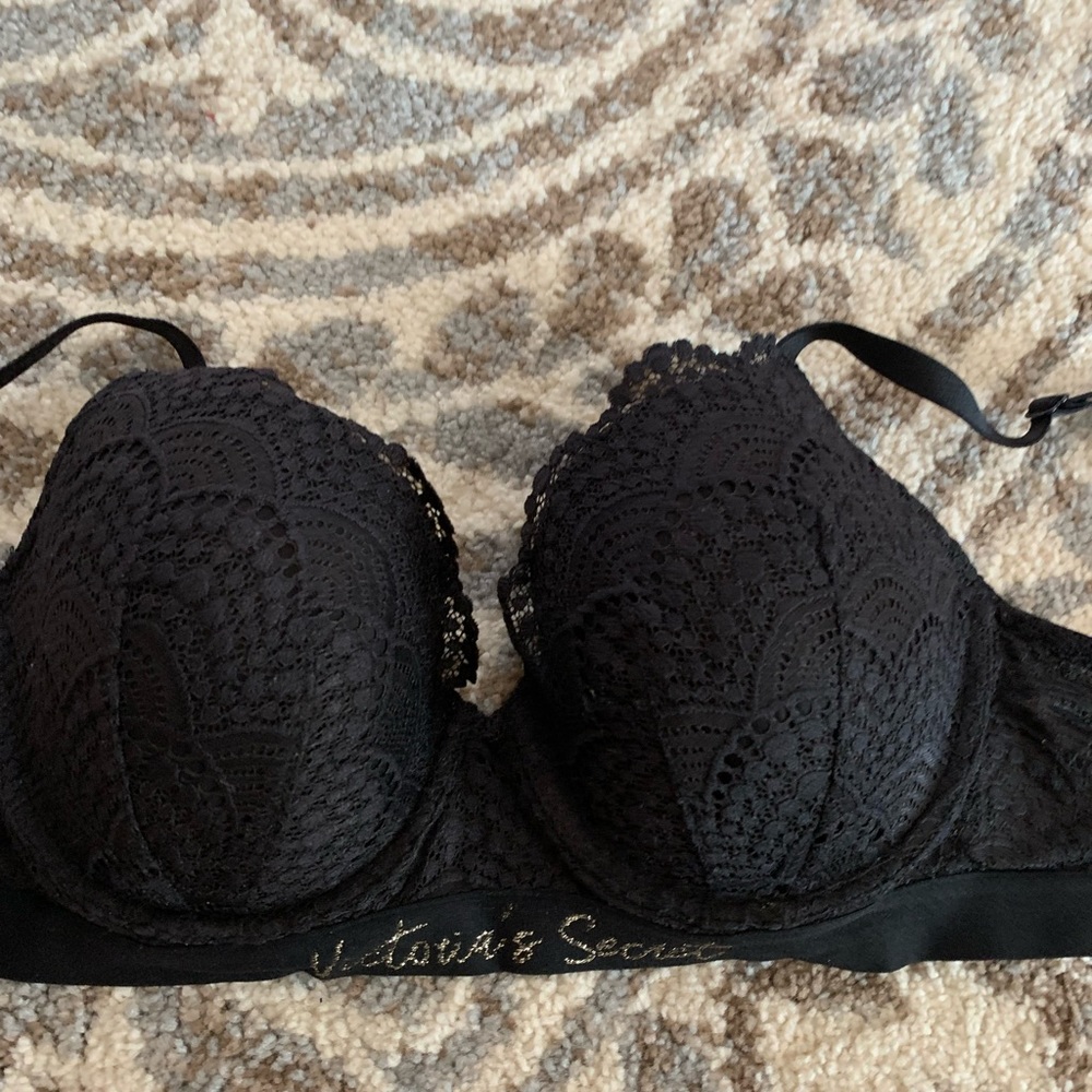 Victoria secret bra 34D NWOT